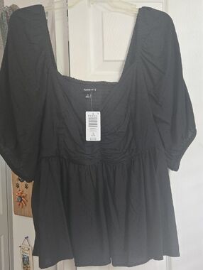 torrid Black Scoop Neck Babydoll Top with Short Balloon Sleeves